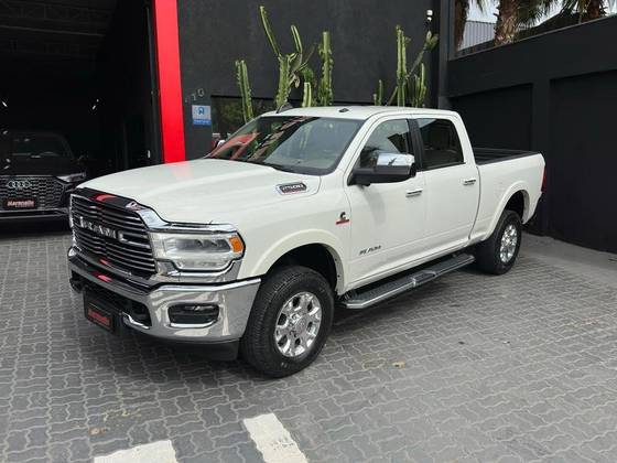 RAM 2500 6.7 I6 TURBO DIESEL LARAMIE CD 4X4 AUTOMÁTICO